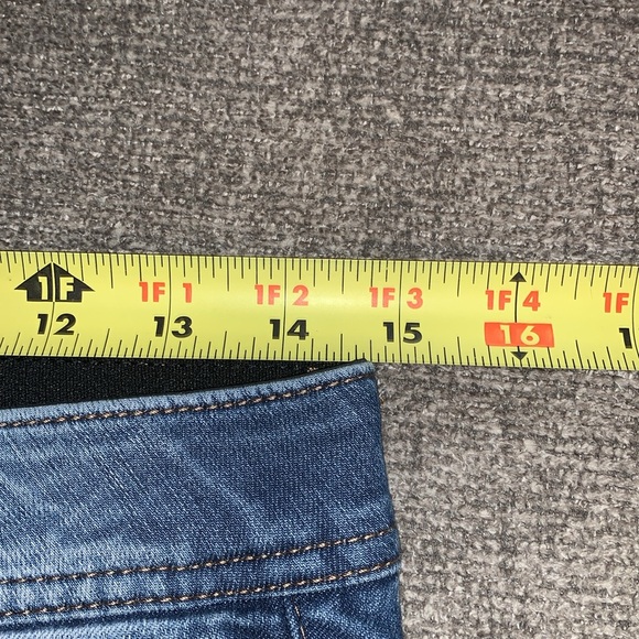 Democracy Jeans - Picture 4 of 6